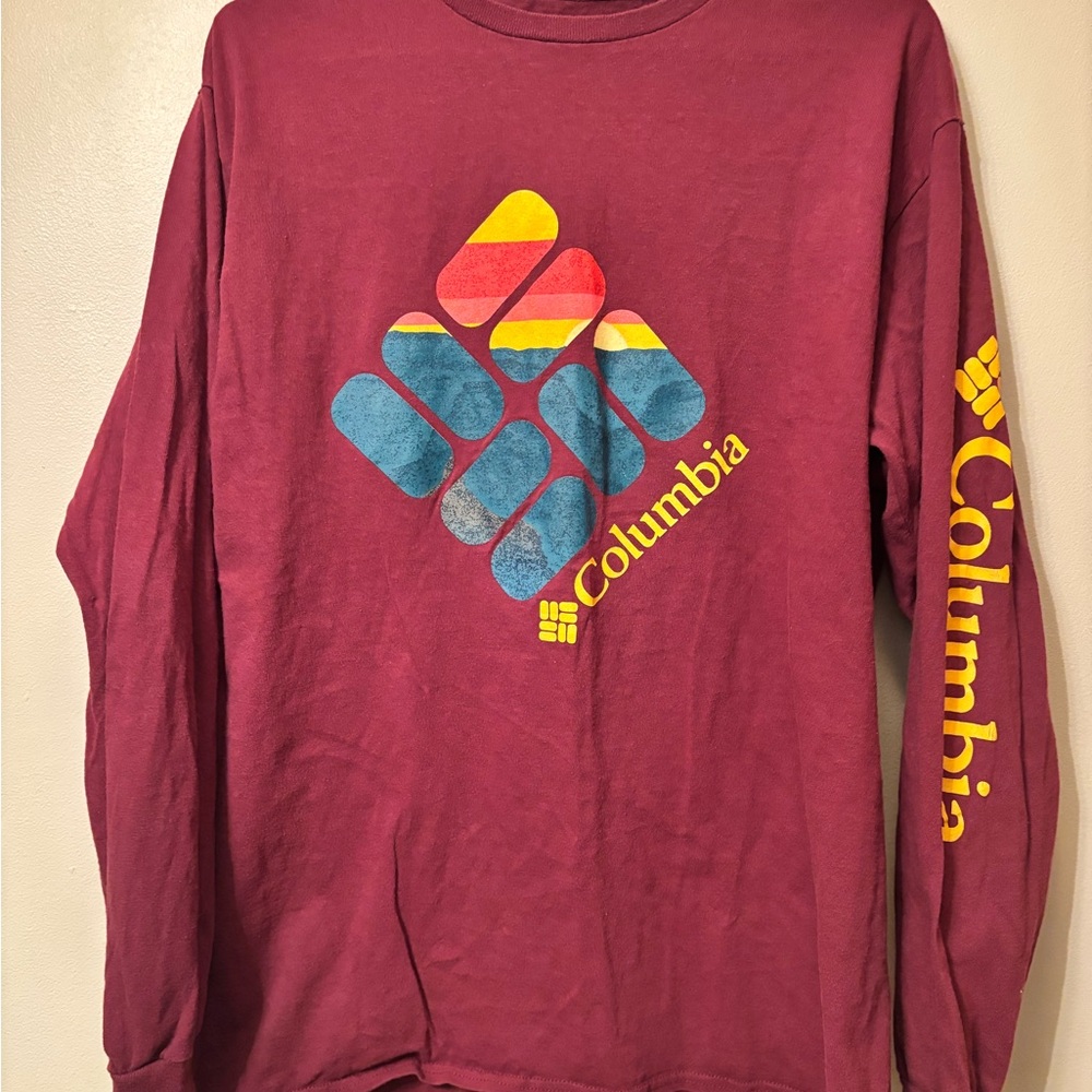Columbia Burgundy Long Sleeve Top